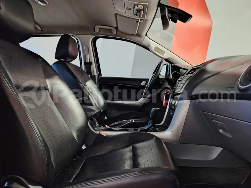 Foto 16 de Mazda BT-50 4x4 Diesel