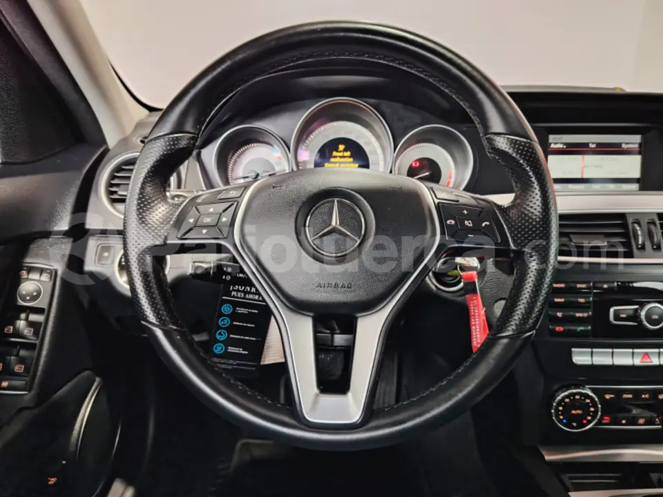 Foto 24 de Mercedes Benz C200