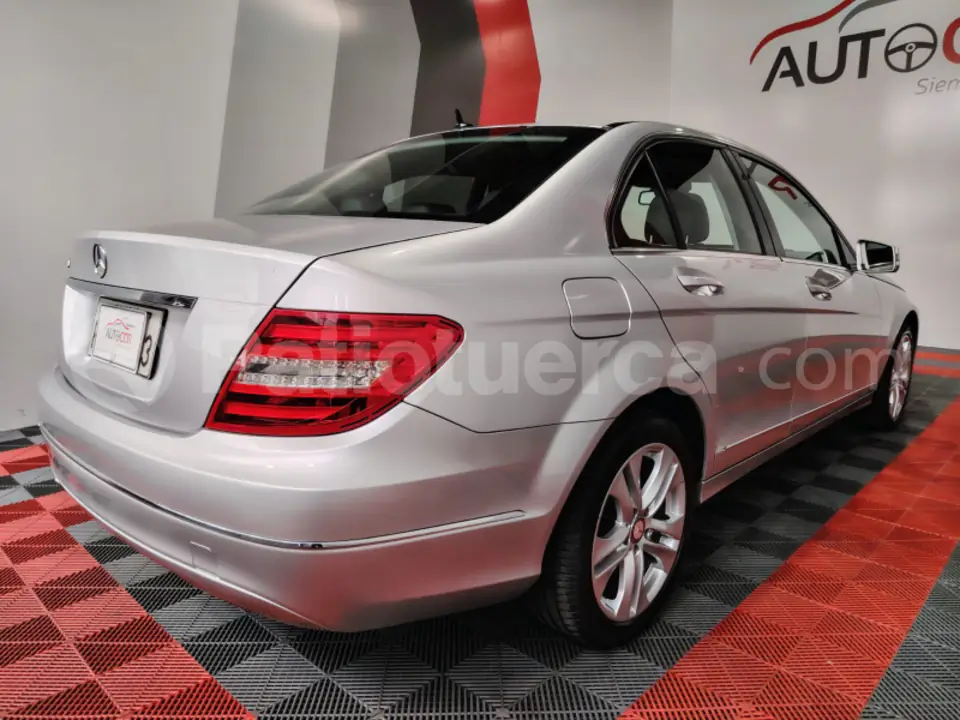 Foto 3 de Mercedes Benz C200 AMG