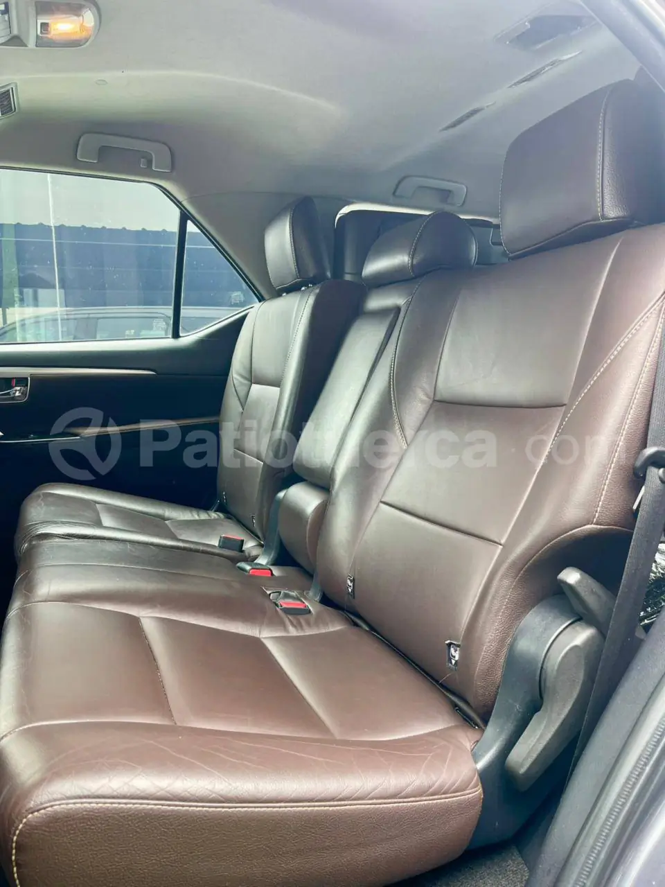 Foto 10 de Toyota New Fortuner