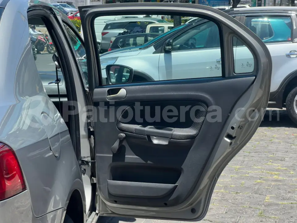 Foto 9 de Volkswagen Voyage