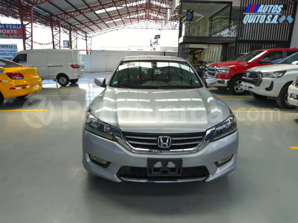 Foto 1 de Honda Accord