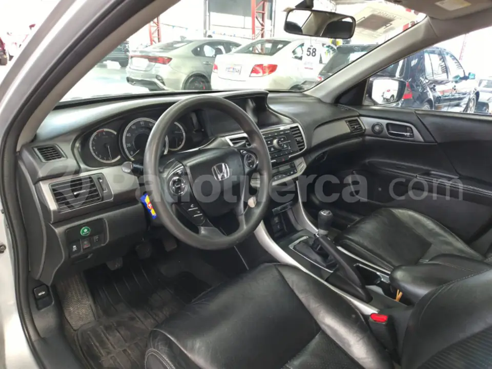 Foto 8 de Honda Accord