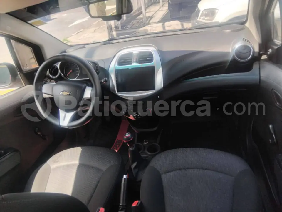 Foto 9 de Chevrolet Spark GT