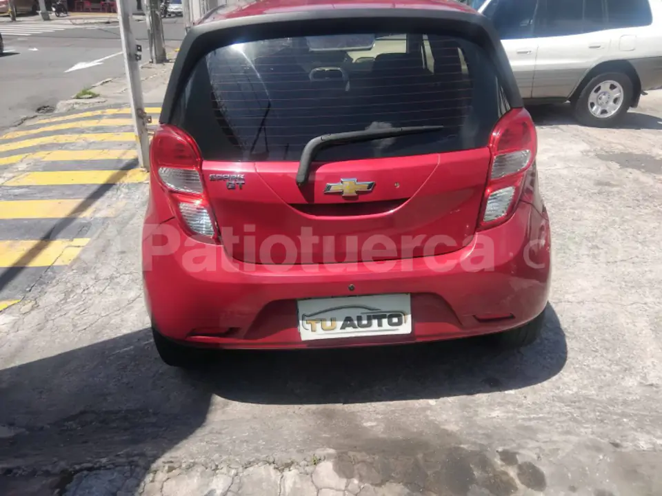 Foto 10 de Chevrolet Spark GT