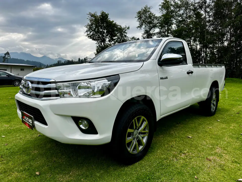 Foto 2 de Toyota NEW HILUX 2.7