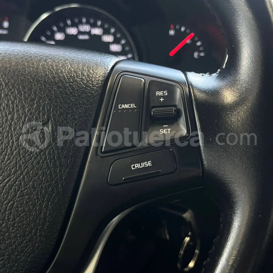 Foto 9 de Kia SORENTO 3.5L GSL AT 4X2