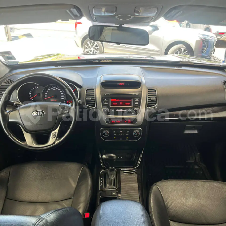 Foto 12 de Kia SORENTO 3.5L GSL AT 4X2