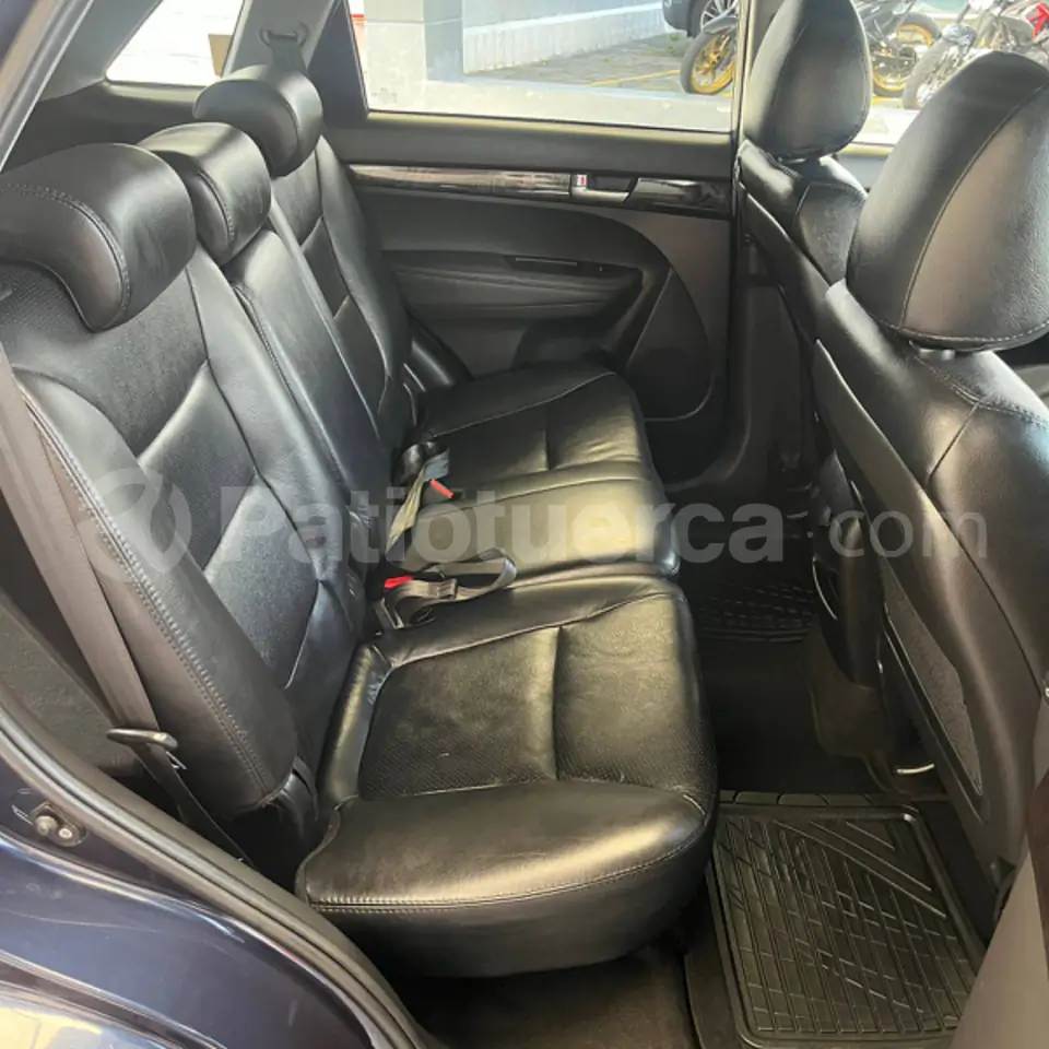 Foto 14 de Kia SORENTO 3.5L GSL AT 4X2