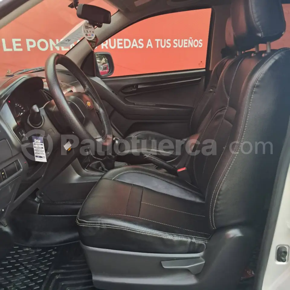 Foto 9 de Chevrolet DMAX CRDI 3.0 4X2 TM DIESEL