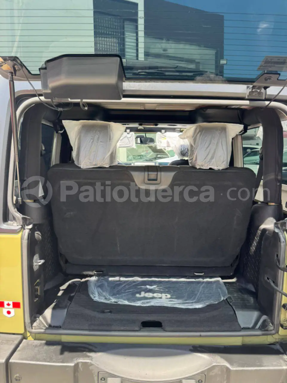 Foto 15 de Jeep Wrangler Sahara
