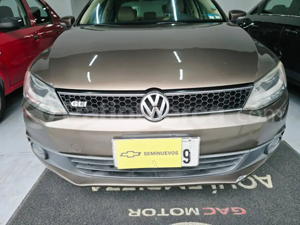 Foto 1 de Volkswagen New Jetta