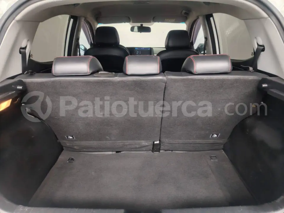 Foto 15 de Hyundai i10