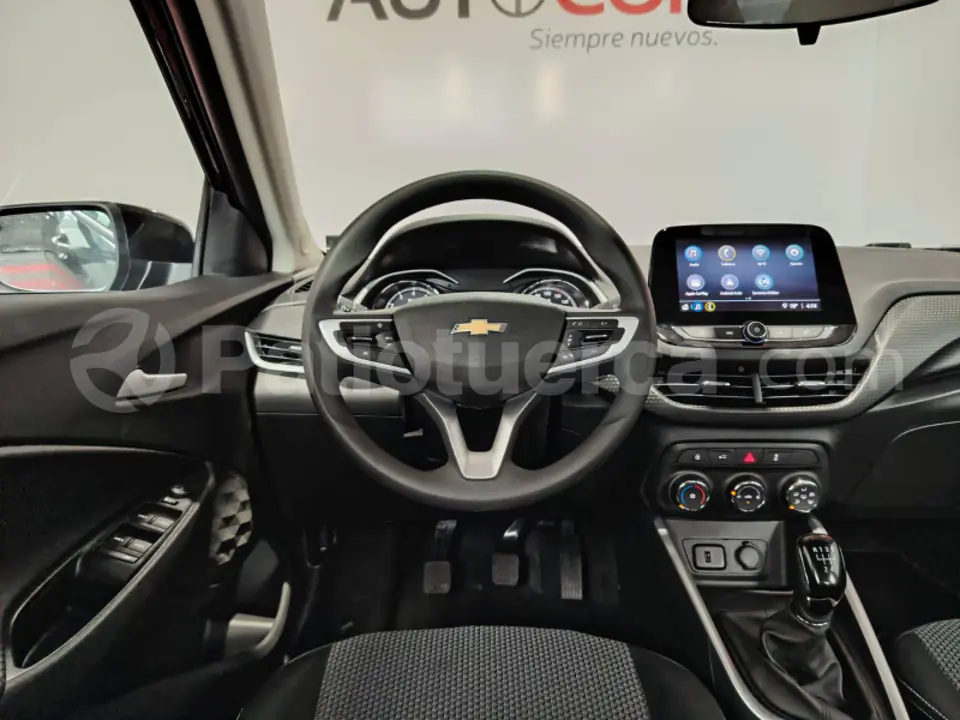 Foto 18 de Chevrolet ONIX