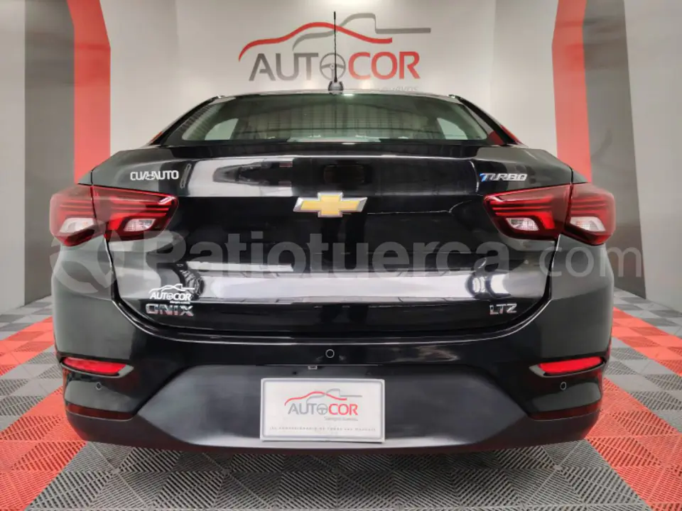 Foto 7 de Chevrolet ONIX LT TURBO