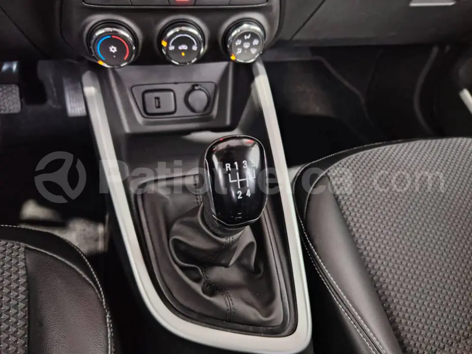 Foto 9 de Chevrolet ONIX LT TURBO