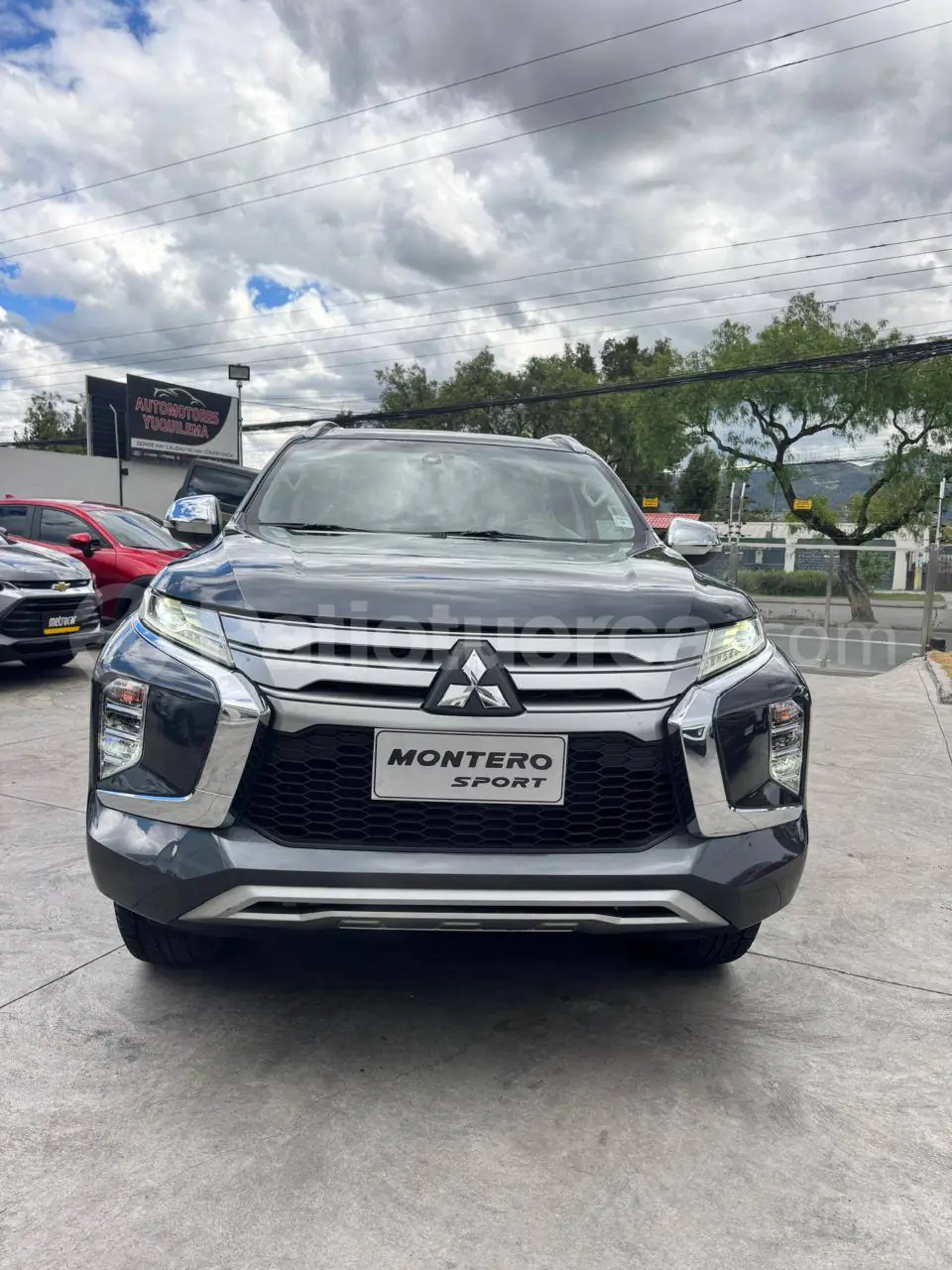 Foto 23 de Mitsubishi Montero GLS