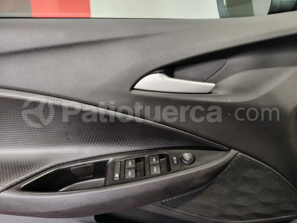 Foto 3 de Chevrolet ONIX LTZ TURBO