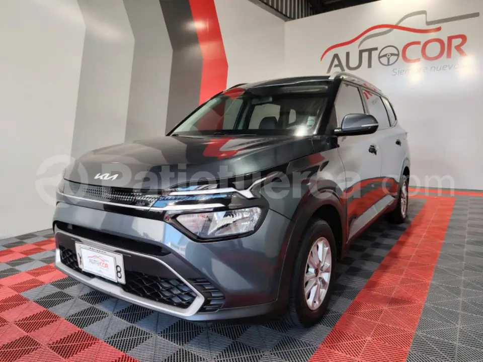 Foto 1 de Kia Carens Lx7