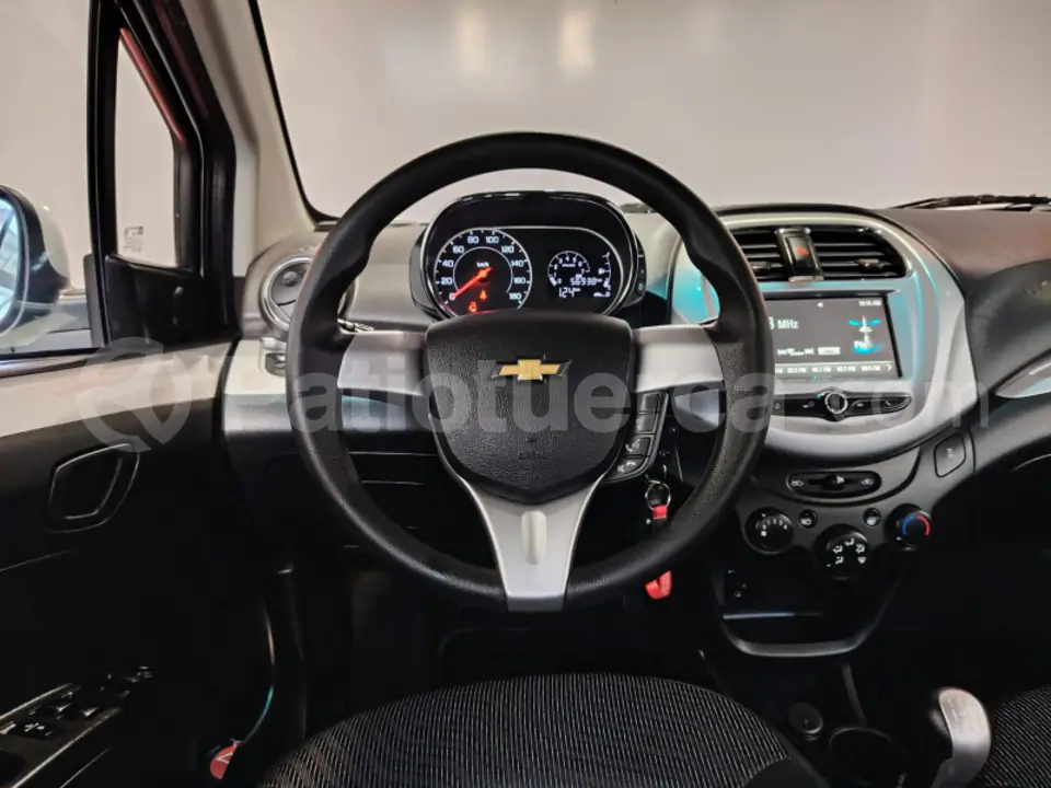 Foto 17 de Chevrolet BEAT PREMIER