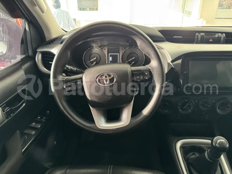 Foto 9 de Toyota Hilux CD 4x4 Diesel