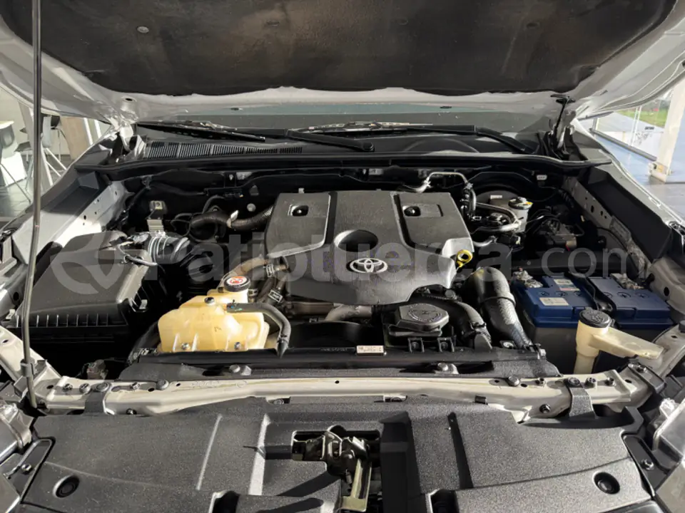 Foto 19 de Toyota Hilux CD 4x4 Diesel