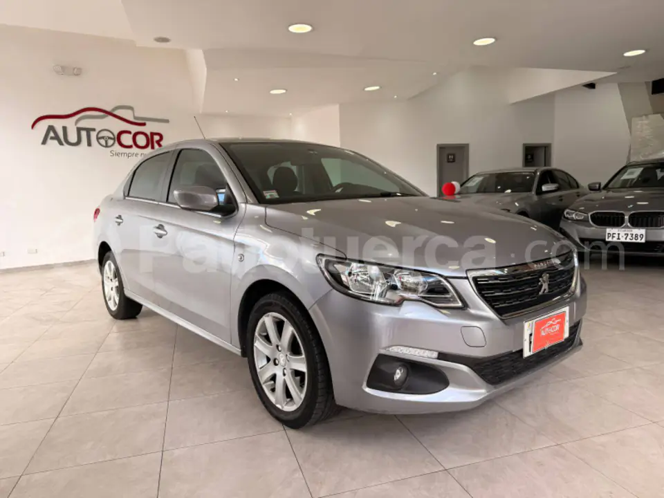 Foto 2 de Peugeot 301 Active