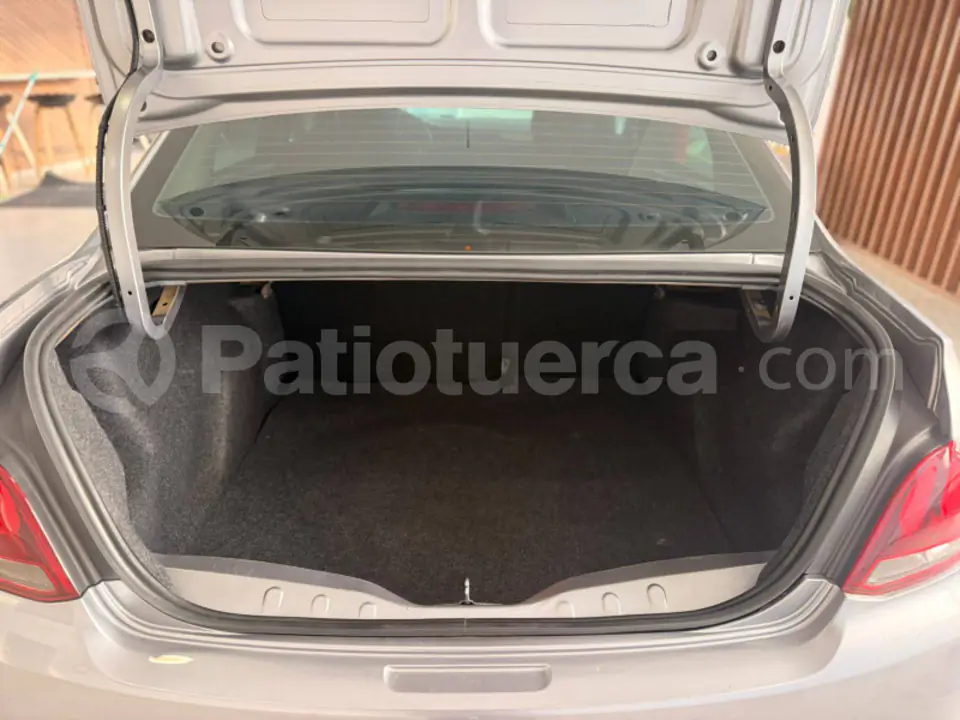 Foto 30 de Peugeot 301 Active