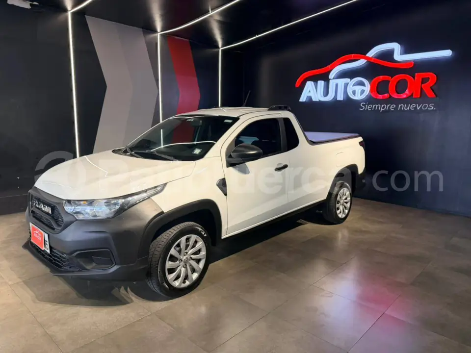 Foto 1 de Ram RAM 700 SLT