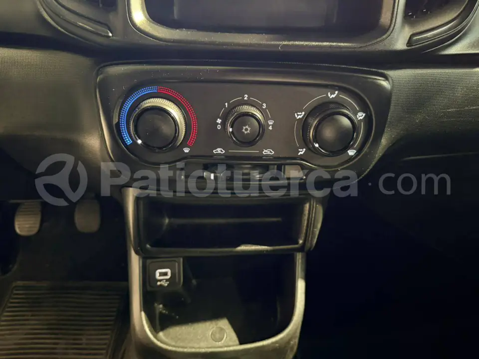 Foto 18 de Ram RAM 700 SLT