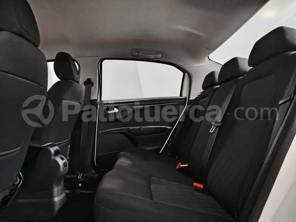 Foto 15 de Citroen C-ELYSEE