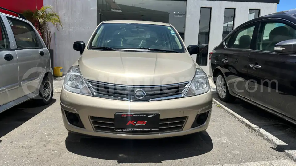 Foto 3 de Nissan TIIDA ENTRY