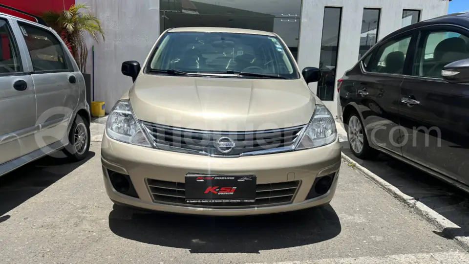 Foto 4 de Nissan TIIDA ENTRY