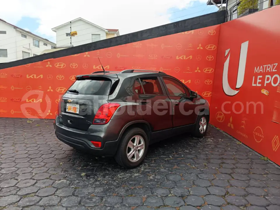 Foto 5 de Chevrolet Tracker LS