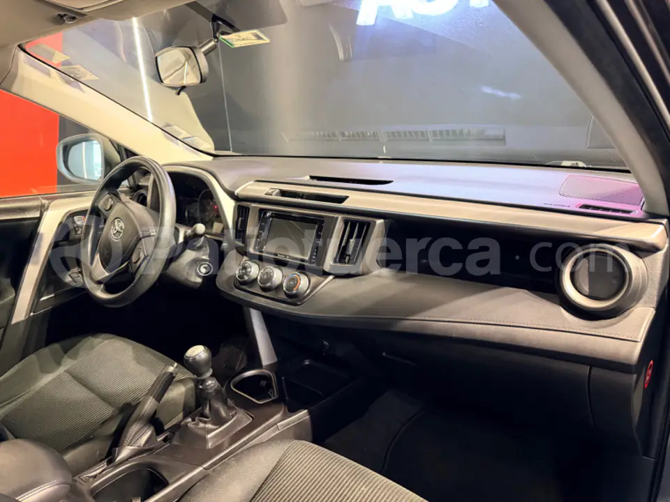 Foto 13 de Toyota NEW RAV4 AC 2.0 5P