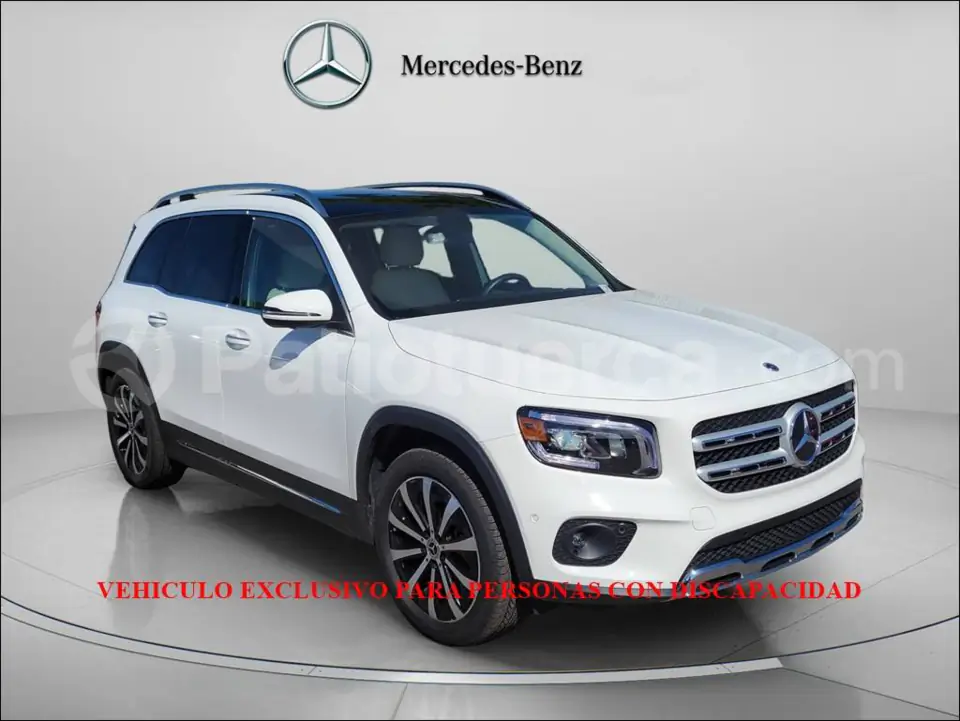 Foto 4 de Mercedes Benz GLB250