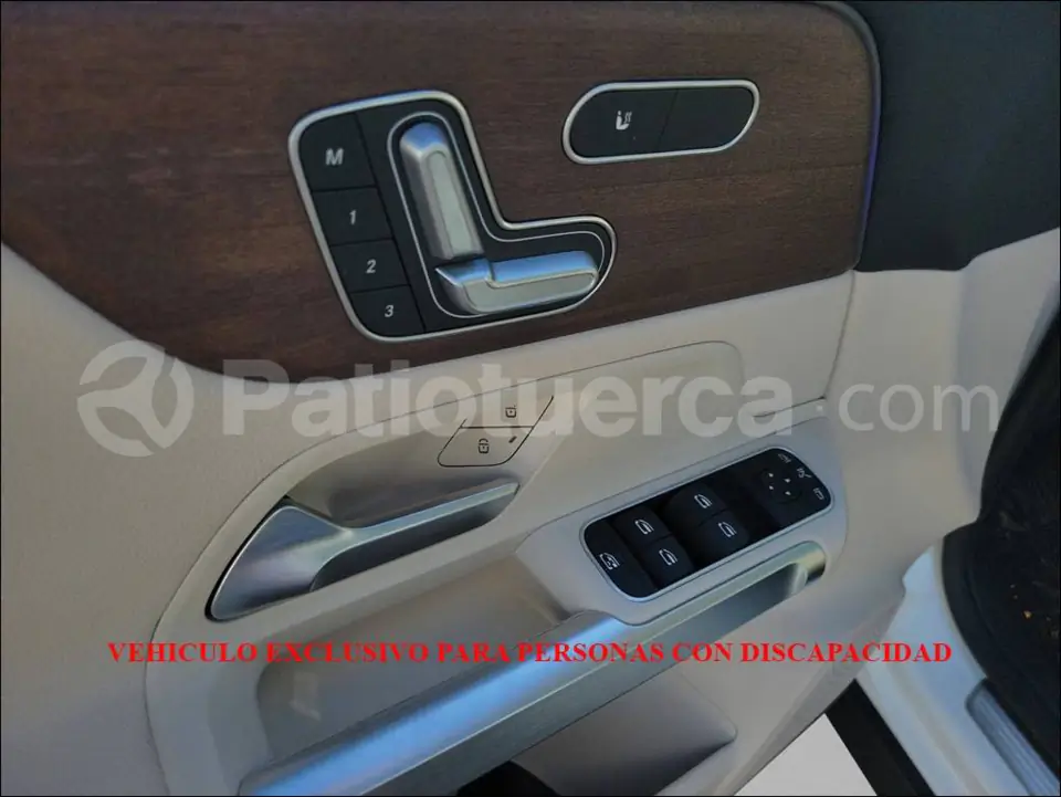 Foto 21 de Mercedes Benz GLB250