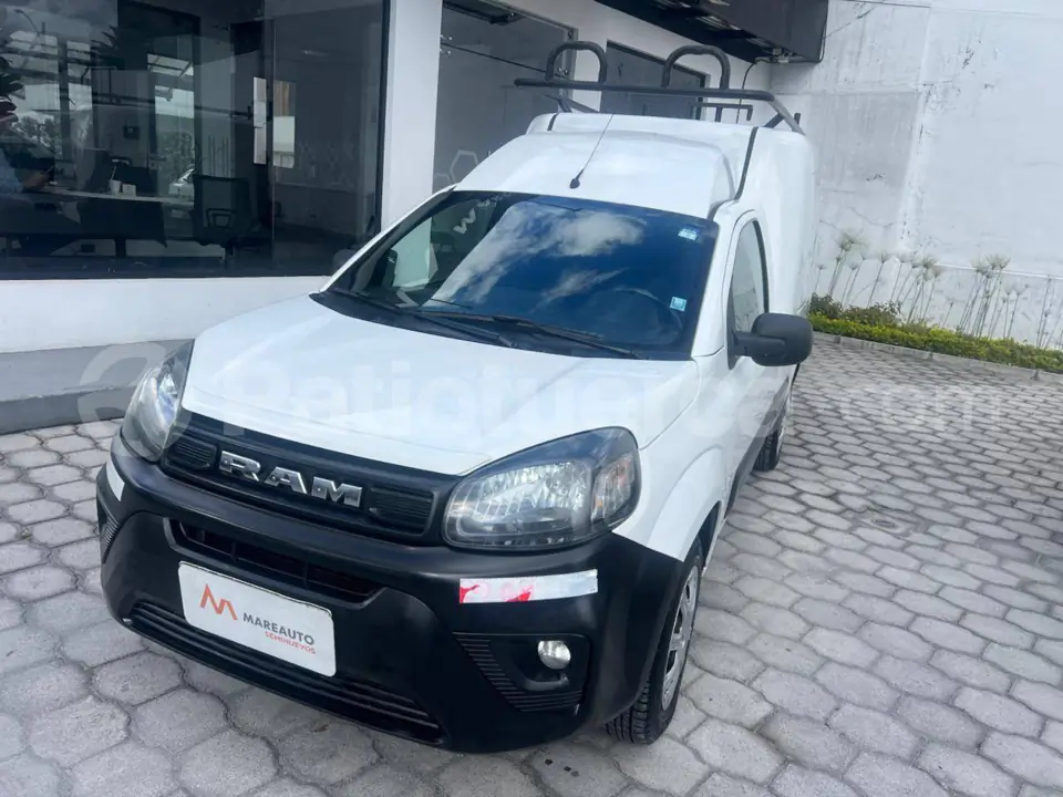 Foto 3 de Ram RAM 700 SLT