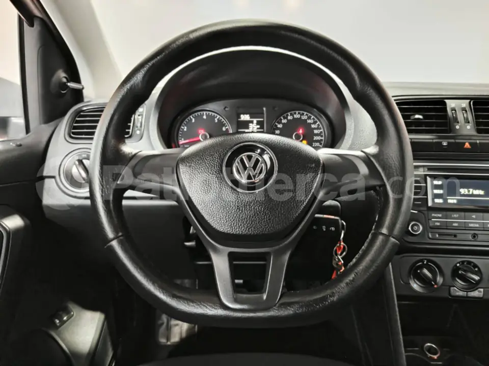 Foto 22 de Volkswagen POLO CONFORTLINE 16V