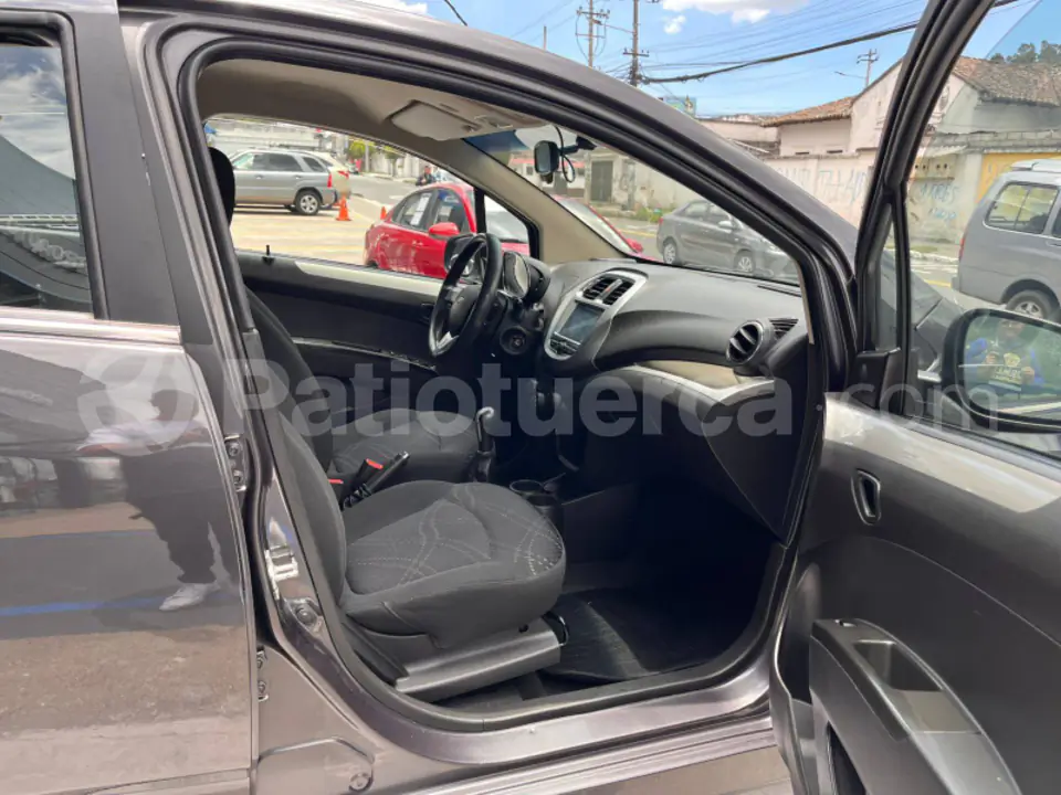 Foto 21 de Chevrolet BEAT PREMIER