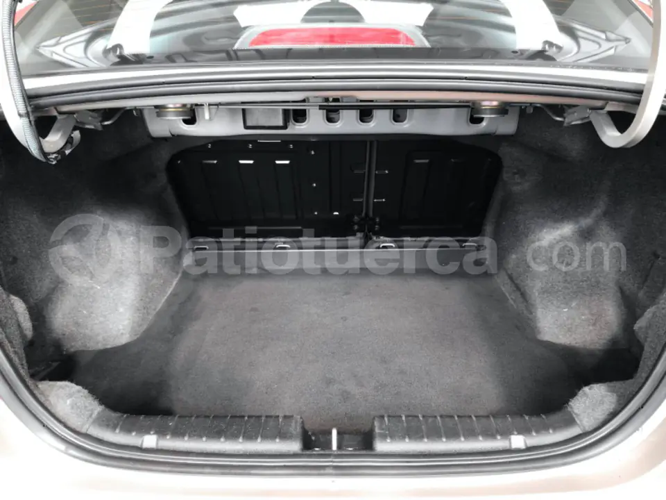 Foto 14 de Chevrolet Aveo