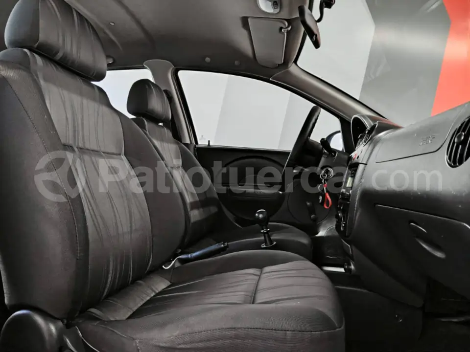 Foto 15 de Chevrolet Aveo