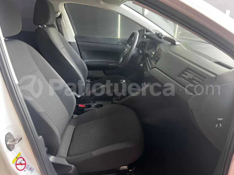 Foto 10 de Volkswagen Polo