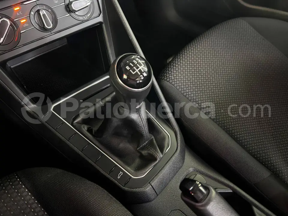 Foto 16 de Volkswagen Polo Trendline