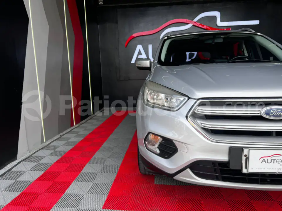 Foto 2 de Ford Escape