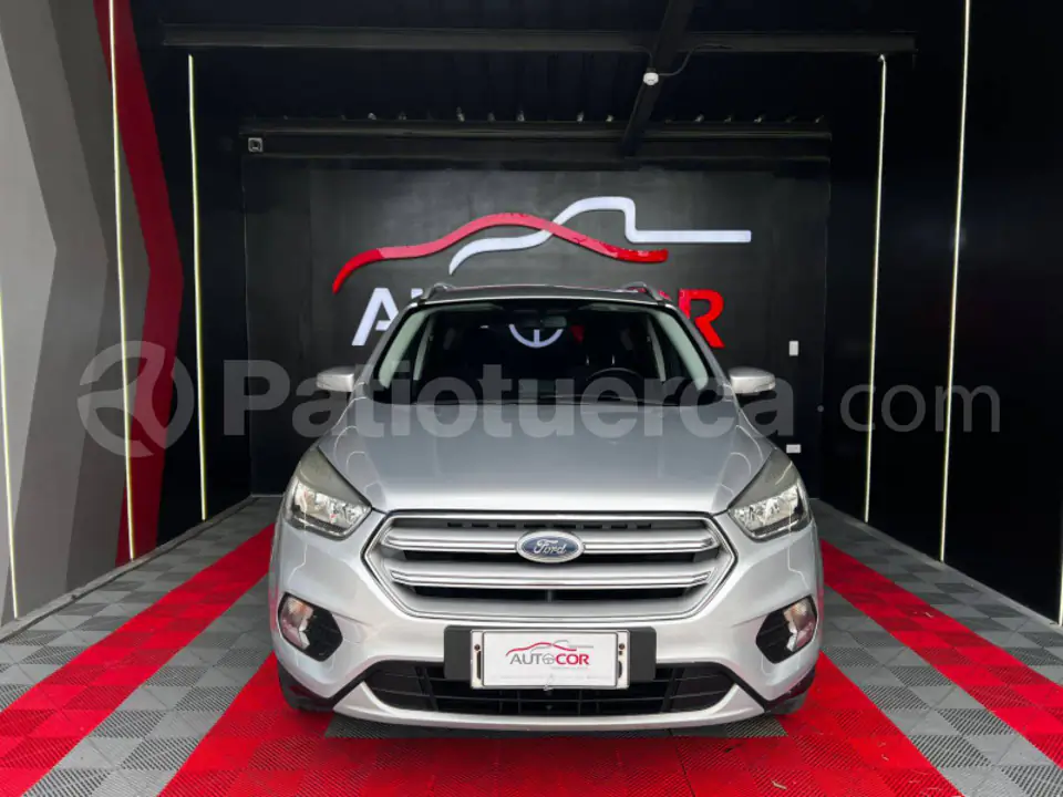 Foto 3 de Ford Escape