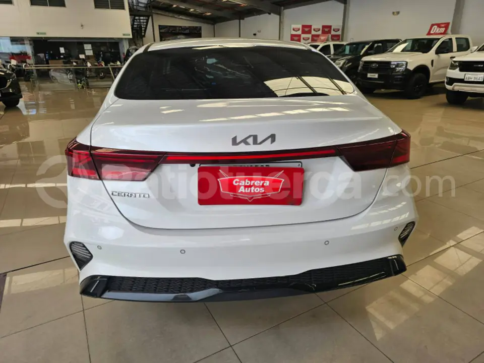 Foto 11 de Kia Cerato