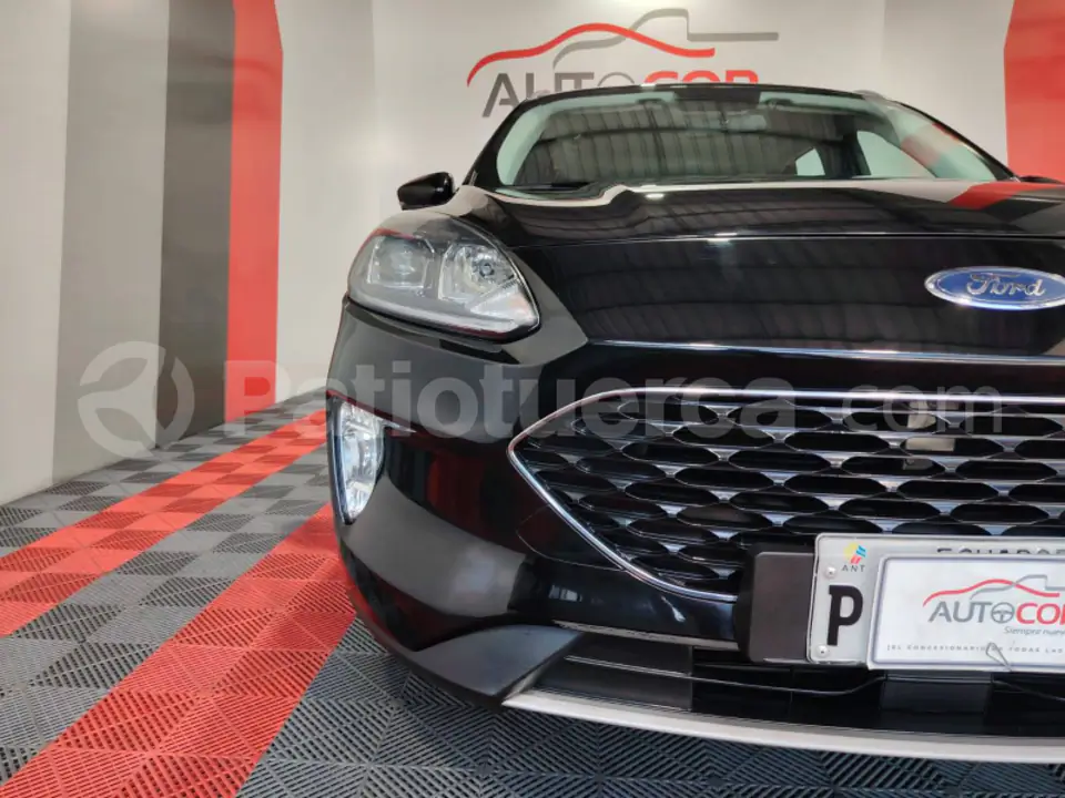 Foto 2 de Ford Escape Trend