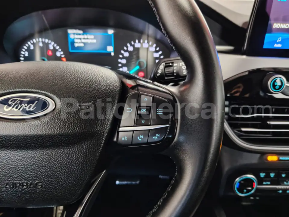 Foto 16 de Ford Escape Trend