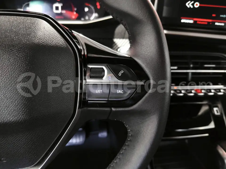 Foto 19 de Peugeot 2008 FIN p